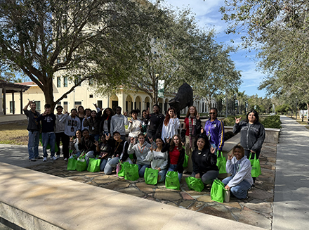 Beeler Scholars visit USF Sarasota-Manatee campus