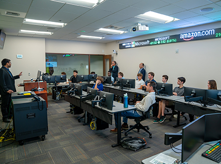 Students in the Bloomberg Lab at USF Sarasota-Manatee